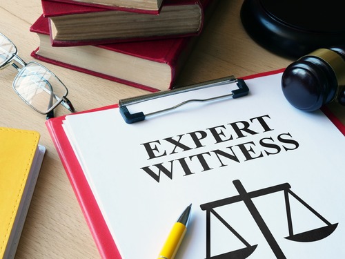 Role of Expert Witnesses in Personal Injury Cases